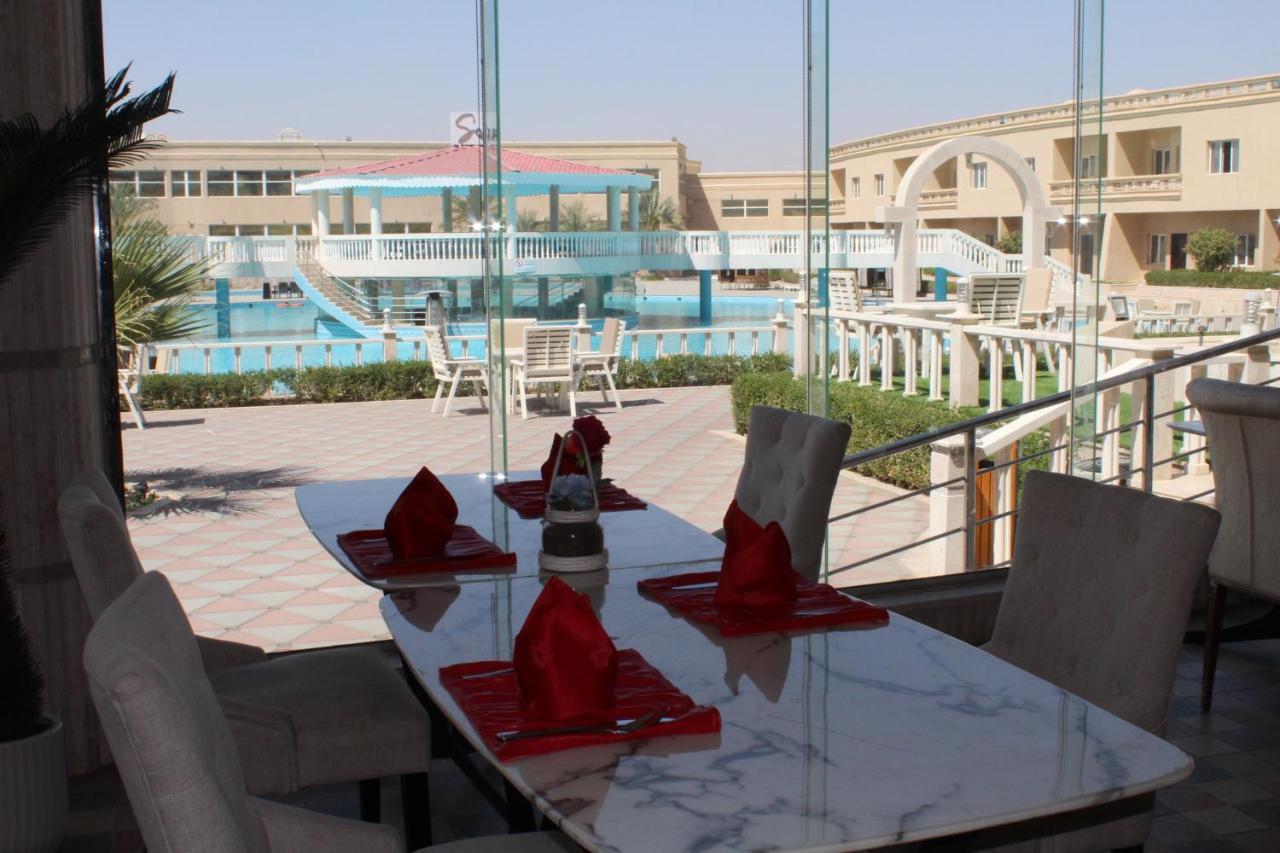 Al Salam Grand Hotel & Resort Al Buraimi Exterior photo